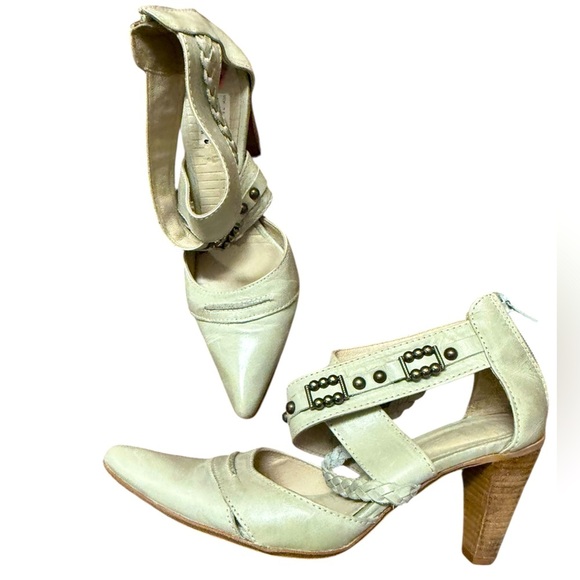 Spiral 8.5 EUC/Newer condition western vibe Seafoam light green Heels (39 EUR) - Picture 1 of 15